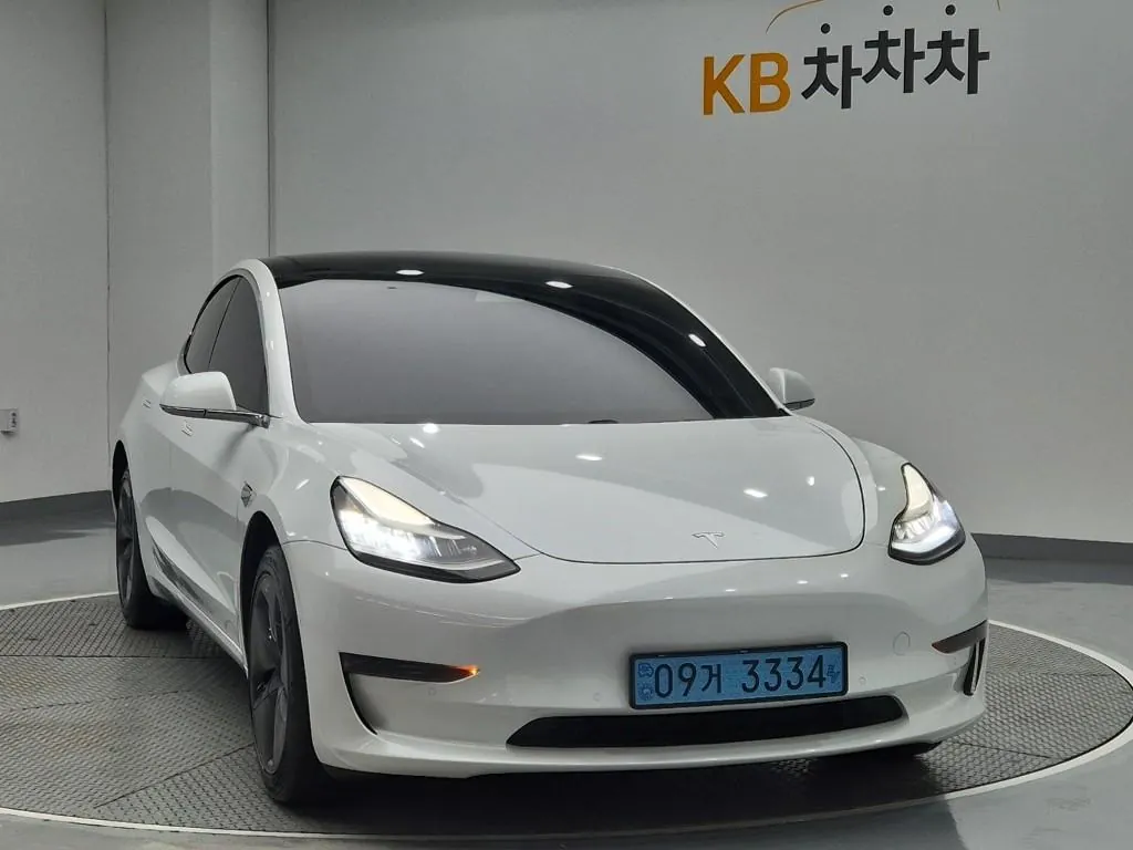 Tesla Model 3 2020 photo 4