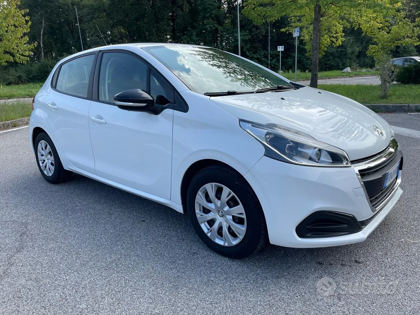 Peugeot 208 2016 photo 4