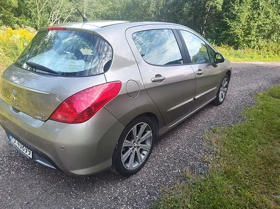 Peugeot 308 2012 photo 5