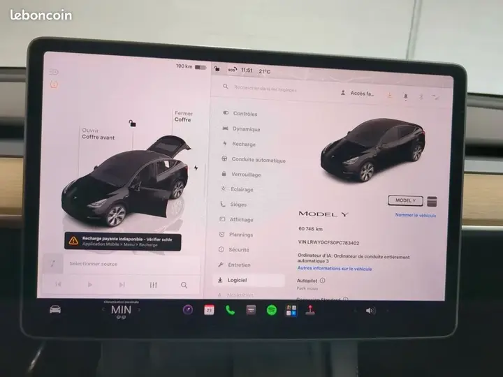 Tesla Model Y 2024 photo 2