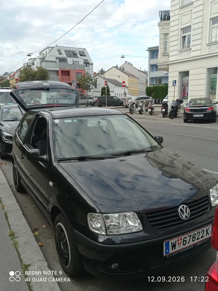 Volkswagen Polo 2000 photo 2