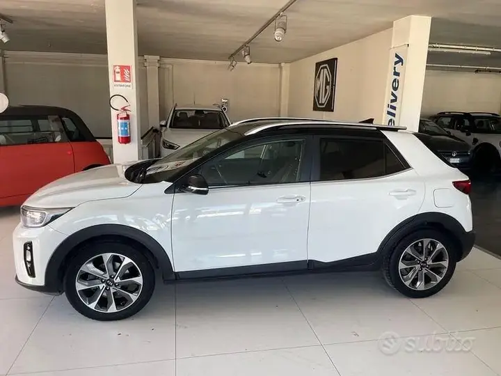 Kia Stonic 2020 photo 2