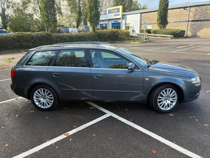 Audi A4 Avant 2008 photo 4