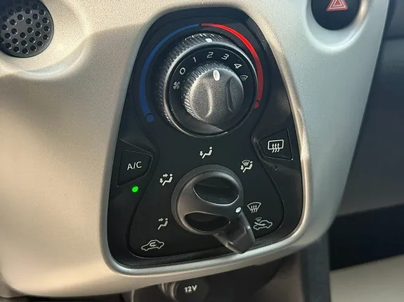Toyota Aygo 2014 photo 4