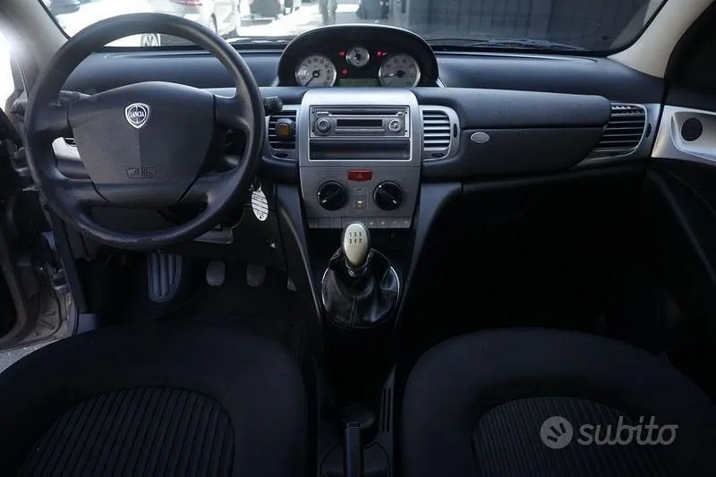 Lancia Ypsilon 2009 photo 2