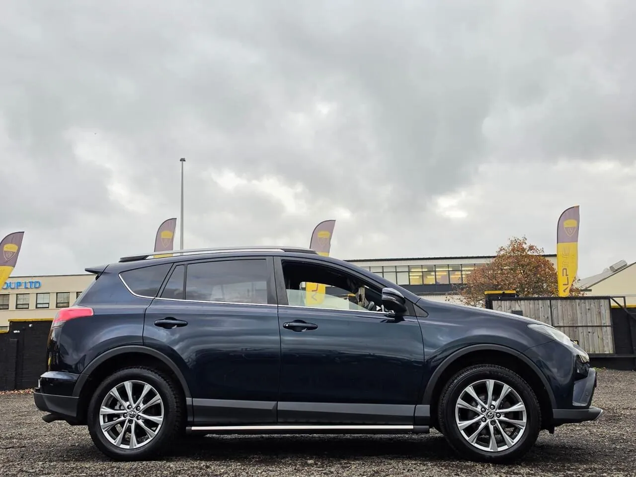 Toyota Rav4 2017 photo 5