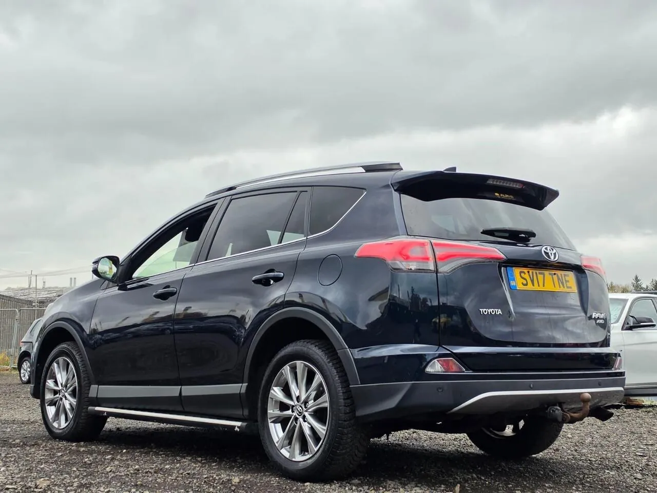 Toyota Rav4 2017 photo 4