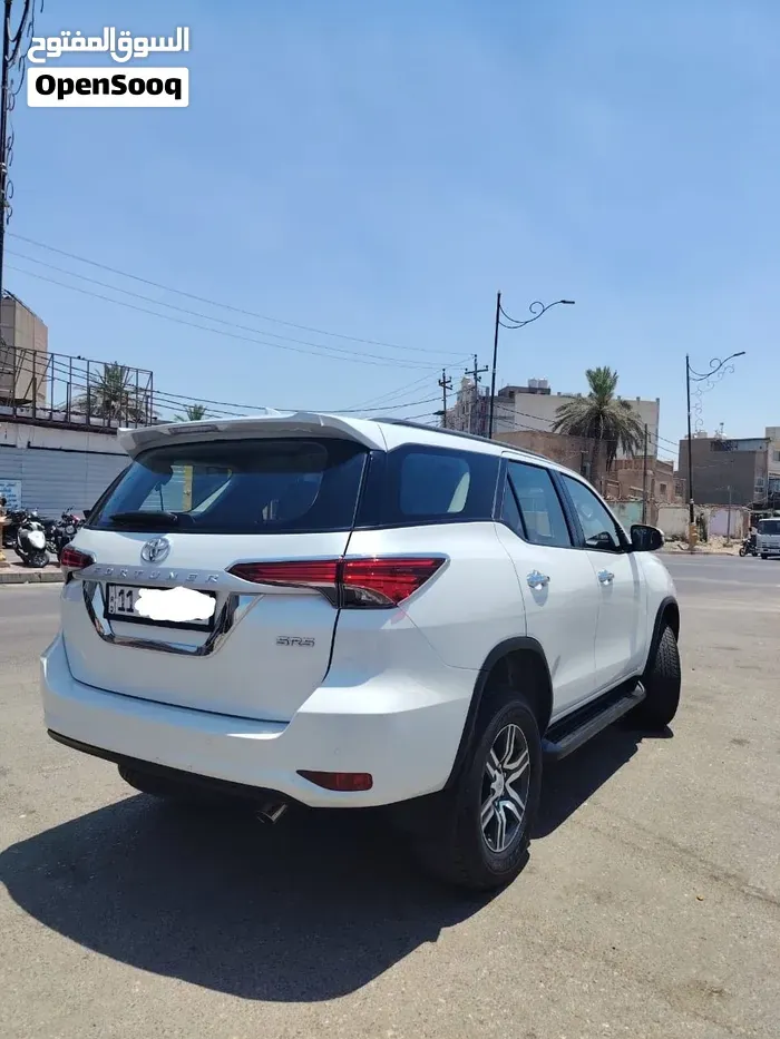 Toyota Fortuner 2024 photo 4