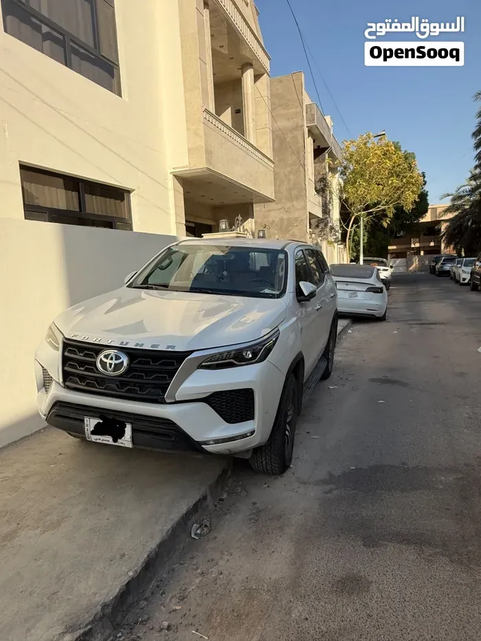 Toyota Fortuner 2024 photo 5