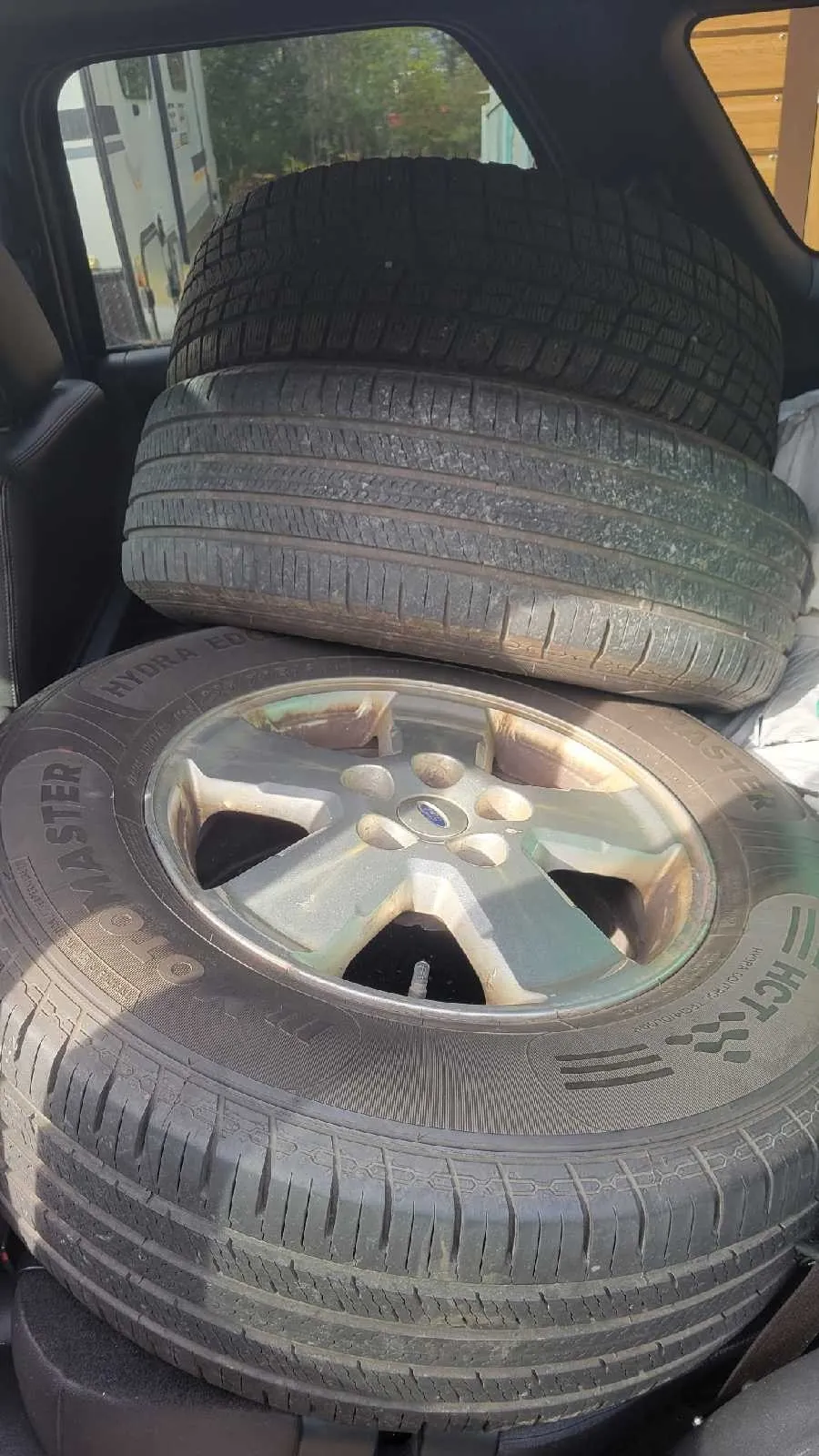 Ford Escape 2012 photo 4