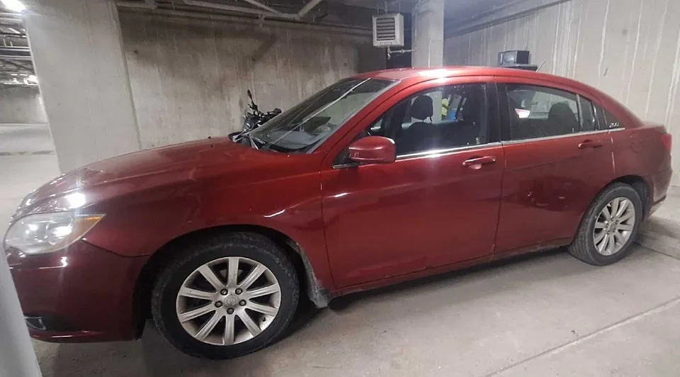 Chrysler 200 2011 photo 5
