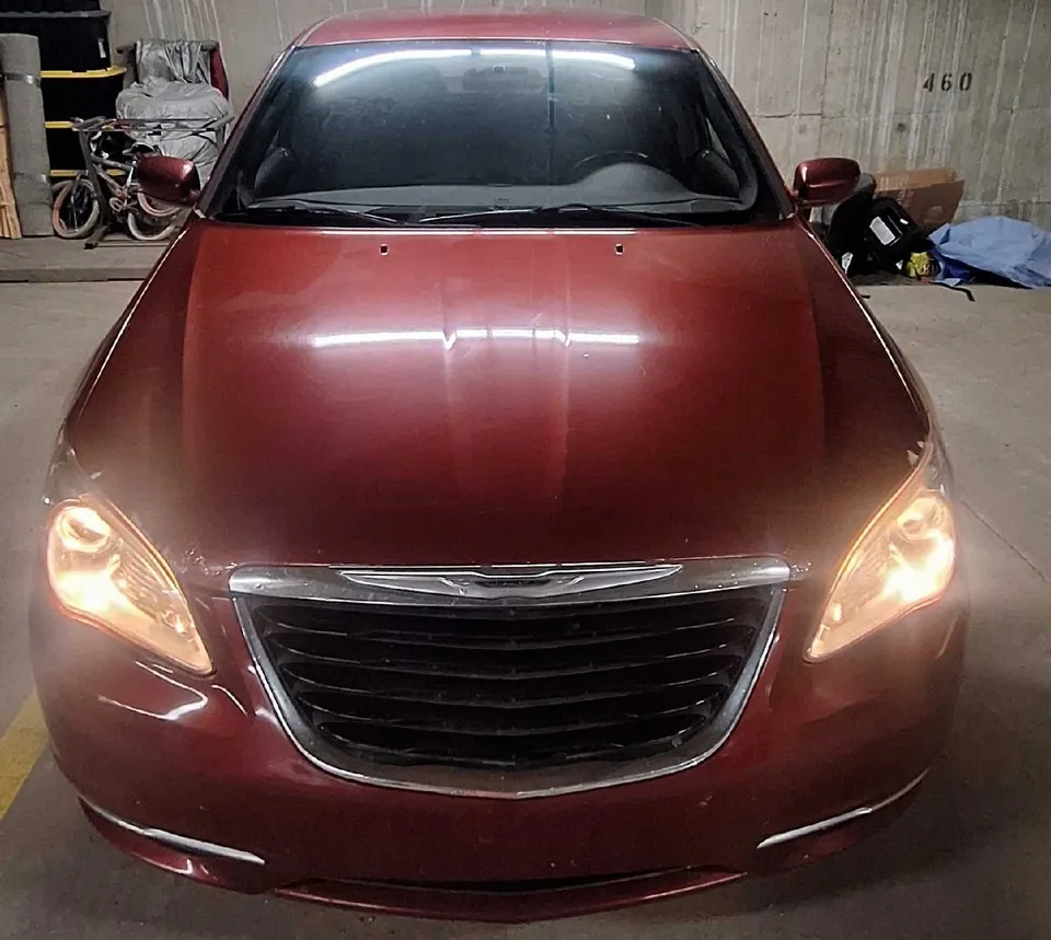 Chrysler 200
