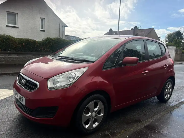 Kia Venga 2014 photo 5