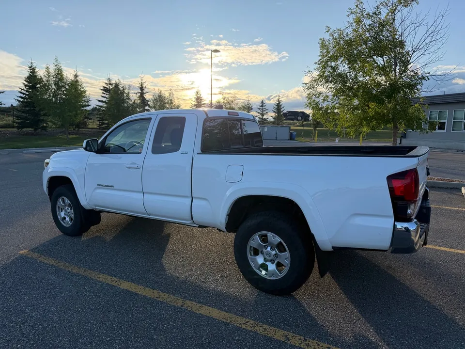 Toyota Tacoma 2018 photo 4