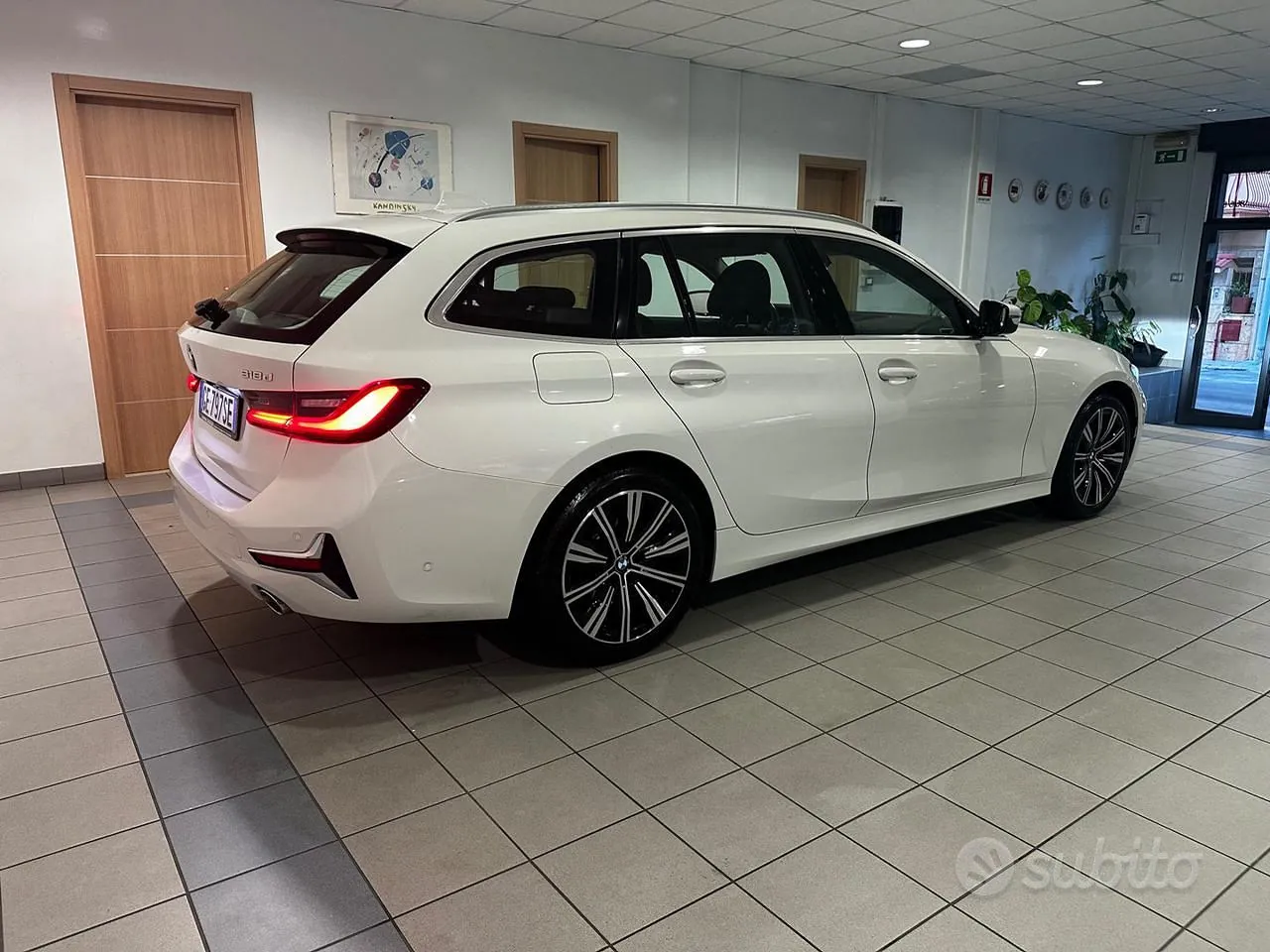 BMW 318D 2021 photo 3