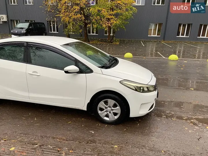 Kia Forte 2016 photo 4