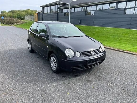 Volkswagen Polo 2004 photo 2