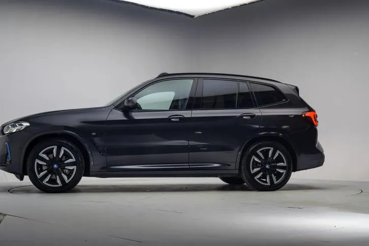 BMW Ix3 2023 photo 2