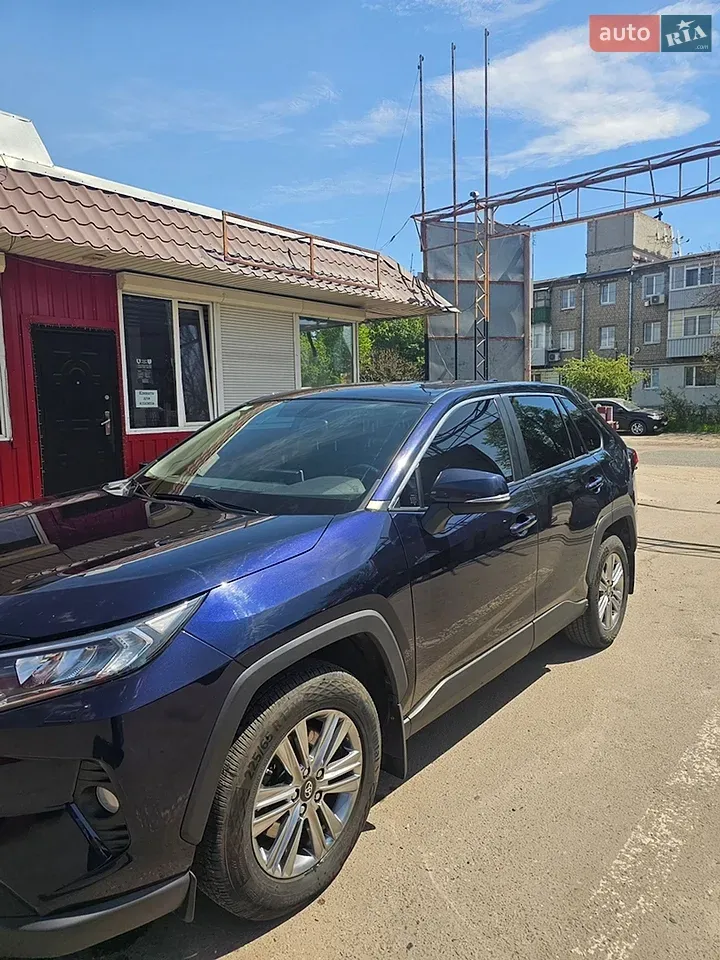 Toyota Rav4 2019 photo 2