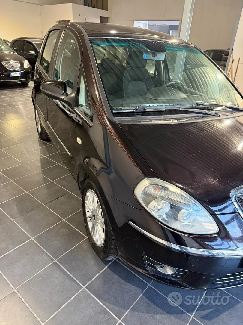 Lancia Musa 2012 photo 4