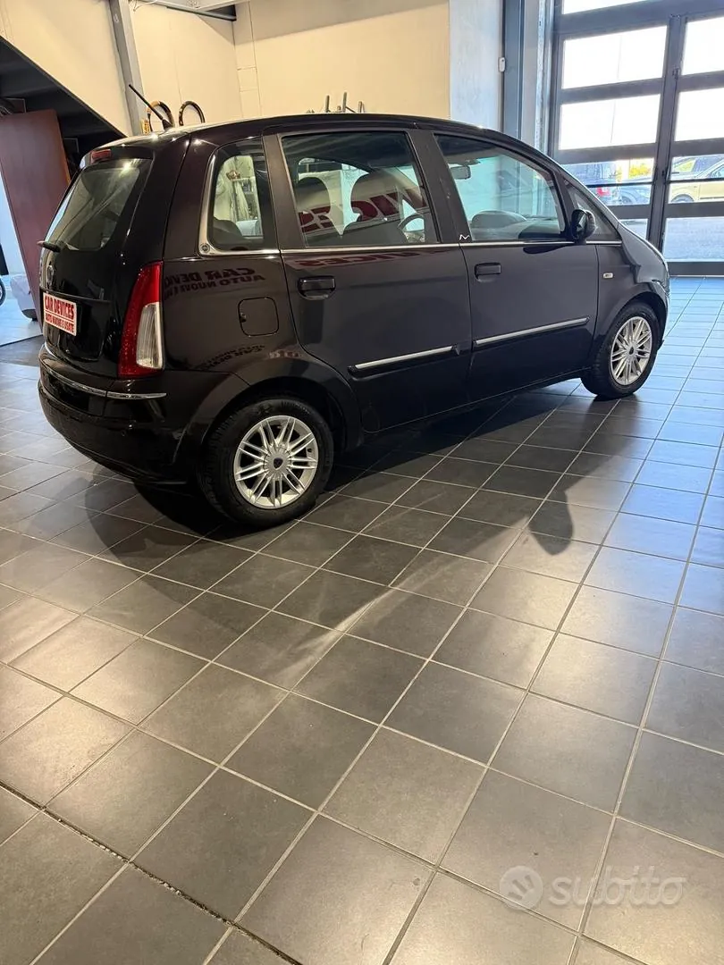 Lancia Musa 2012 photo 5