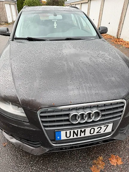 Audi A4 2011 photo 5