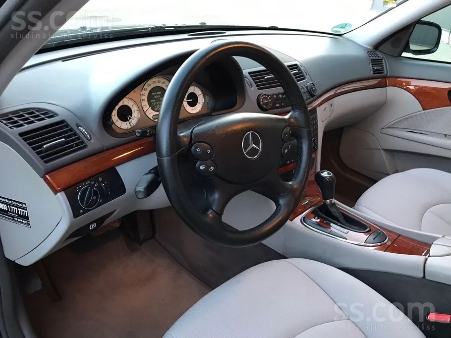 Mercedes-Benz E280 2006 photo 5