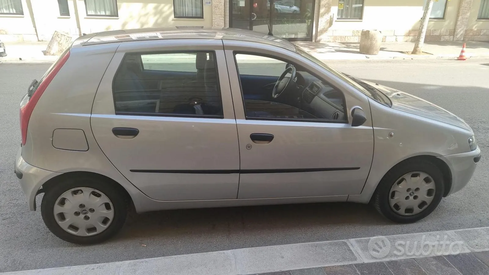 Fiat Punto 2001 photo 3