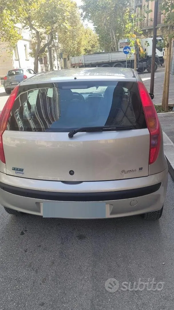 Fiat Punto 2001 photo 2