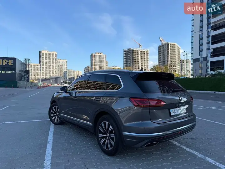 Volkswagen Touareg 2022 photo 4
