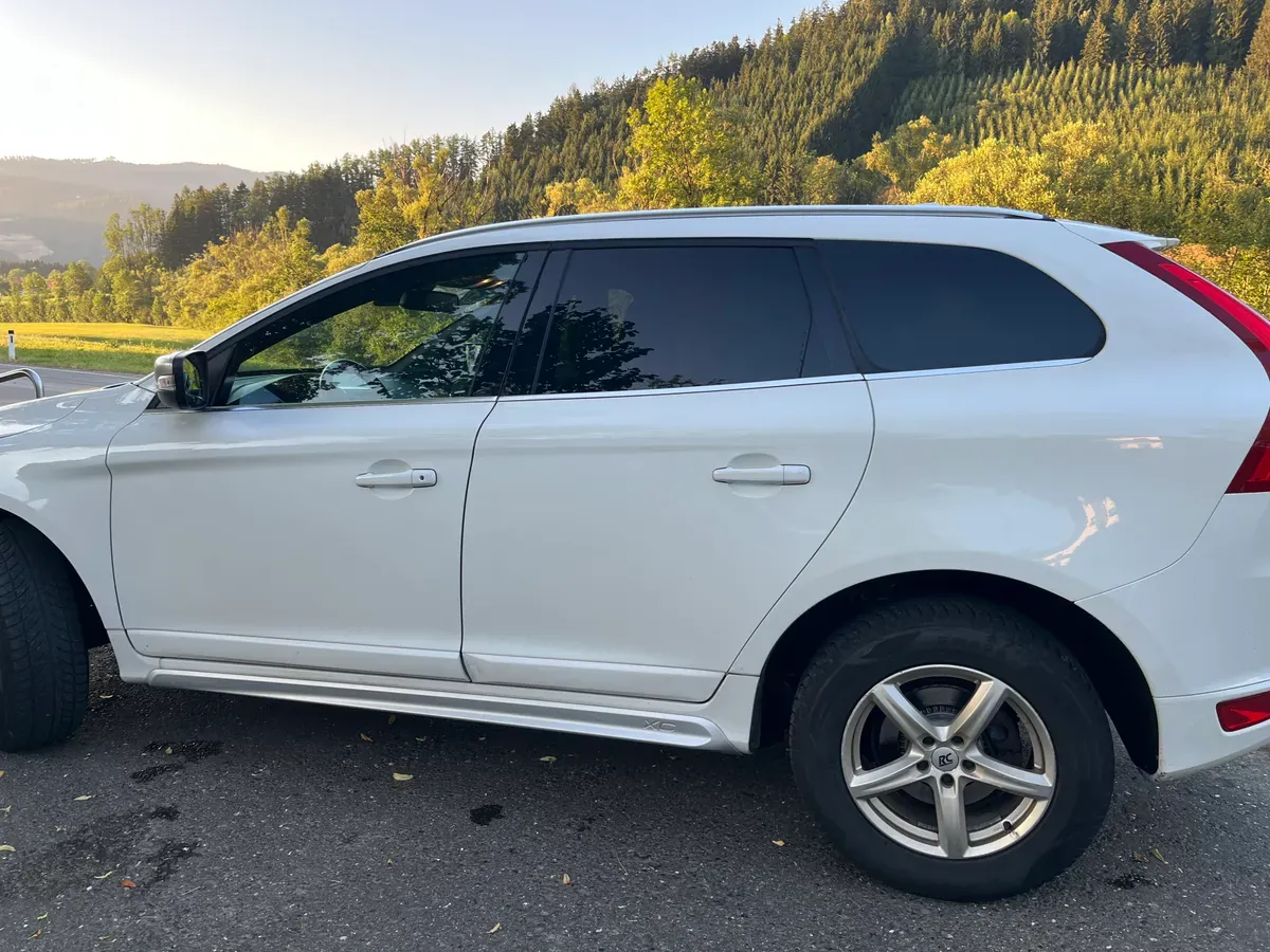 Volvo Xc60 2012 photo 3