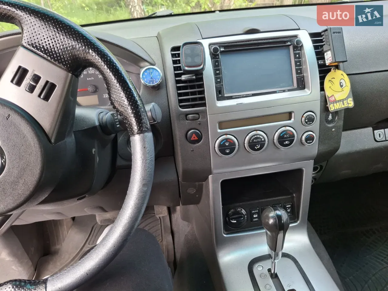 Nissan Pathfinder 2005 photo 4