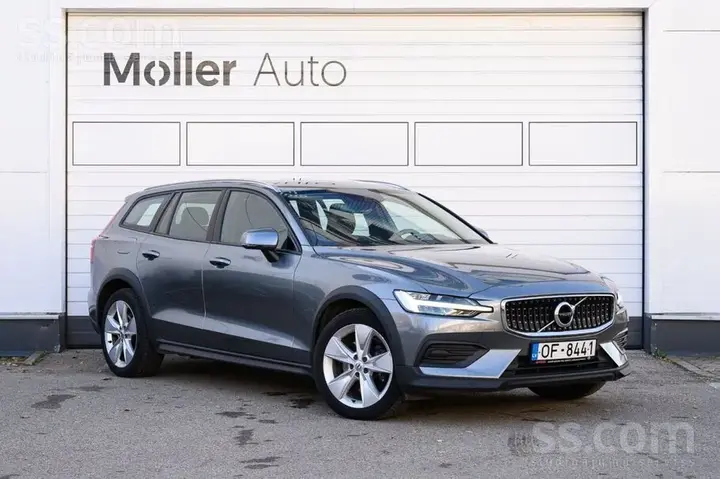 Volvo V60 2020 photo 2