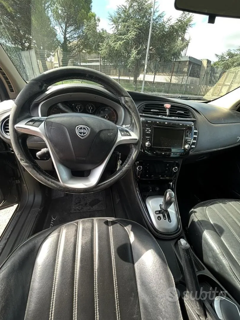 Lancia Delta 2011 photo 4