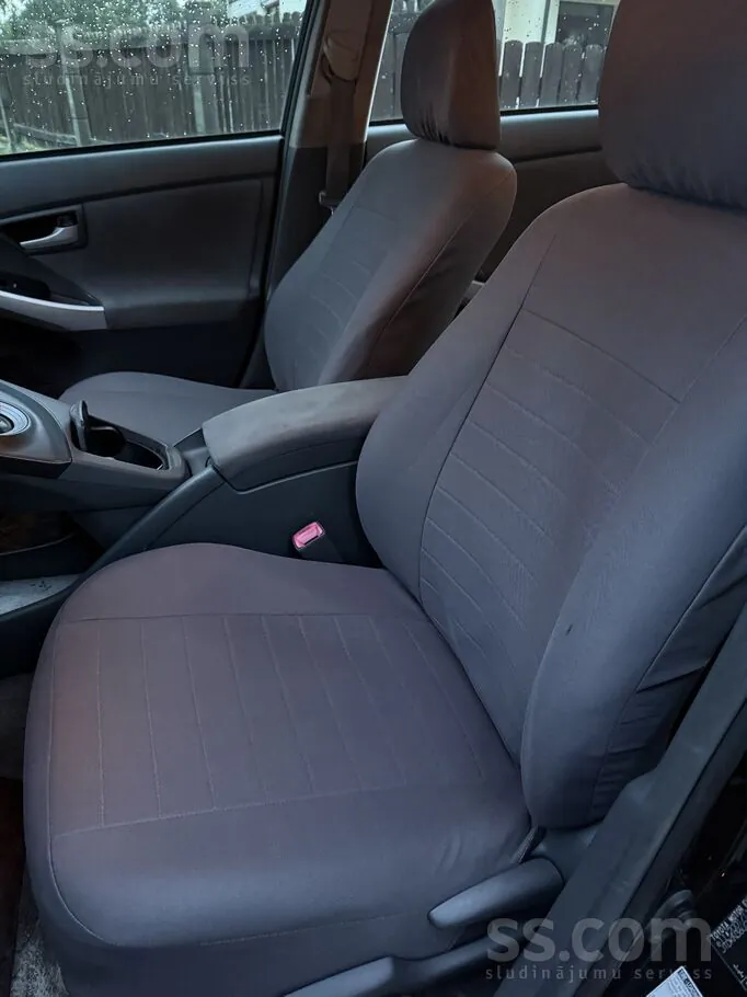 Toyota Prius 2010 photo 3