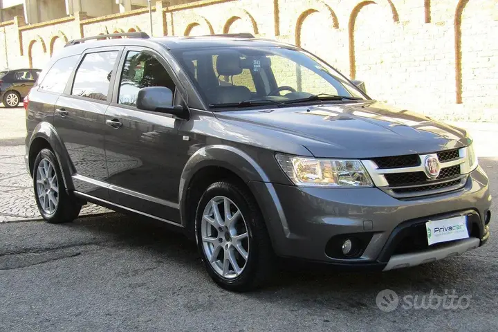 Fiat Freemont 2011 photo 3