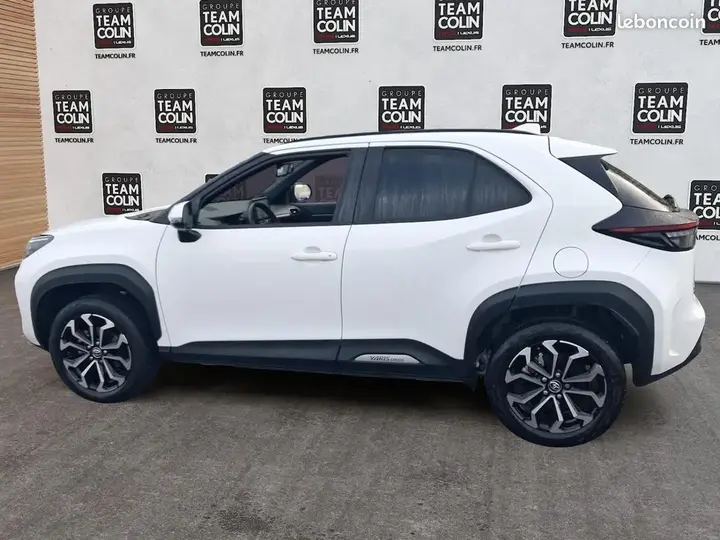 Toyota Yaris Cross 2022 photo 2