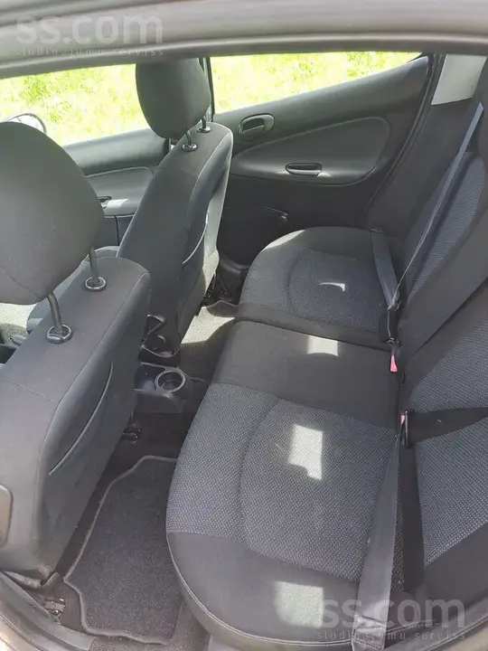 Peugeot 206 2009 photo 4
