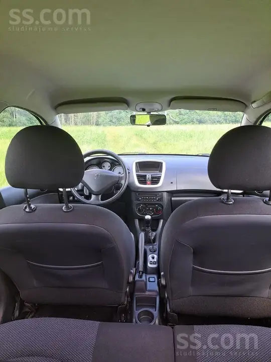Peugeot 206 2009 photo 3