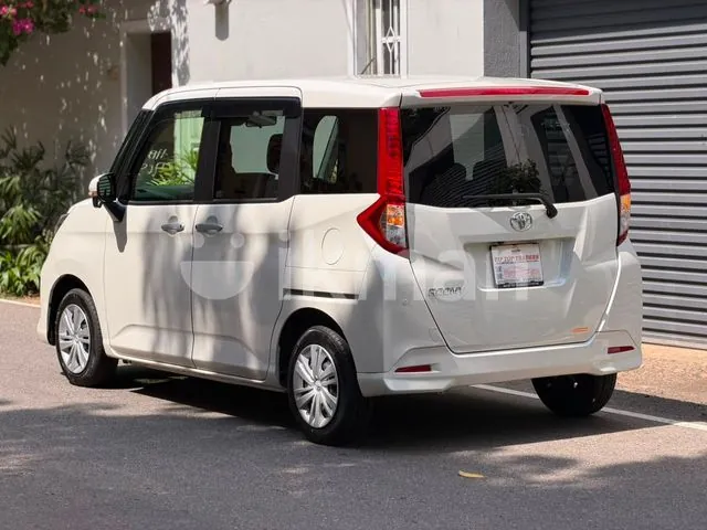 Toyota Roomy 2023 photo 5