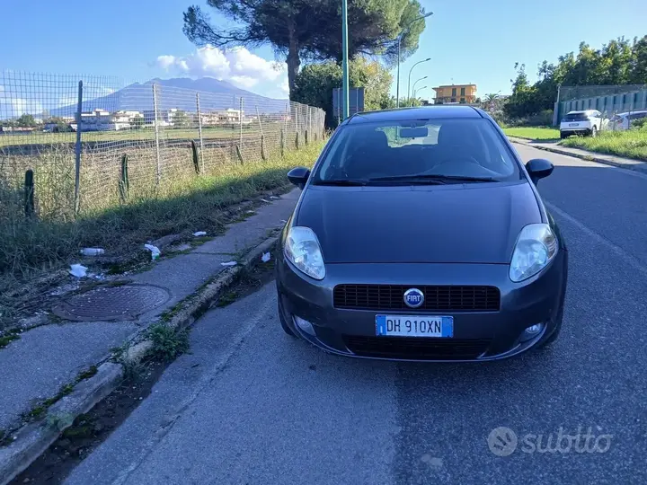Fiat Grande Punto 2007 photo 3