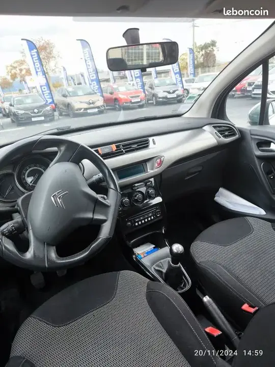 Citroen C3 2014 photo 3