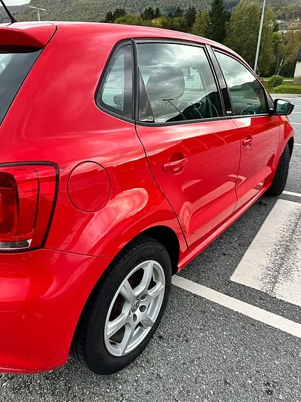 Volkswagen Polo 2012 photo 5