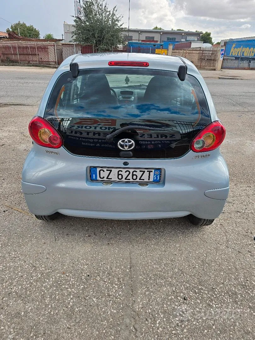 Toyota Aygo 2006 photo 2