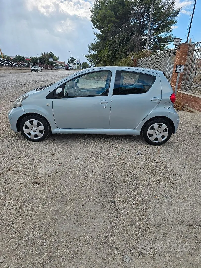 Toyota Aygo 2006 photo 4
