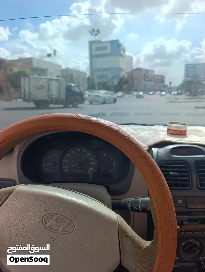 Hyundai Verna 2013 photo 4