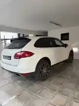 Porsche Cayenne 2013 photo 3
