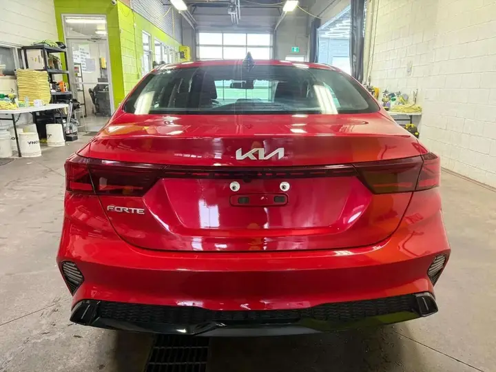 Kia Forte 2023 photo 5