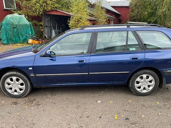 Peugeot 406 2003 photo 2