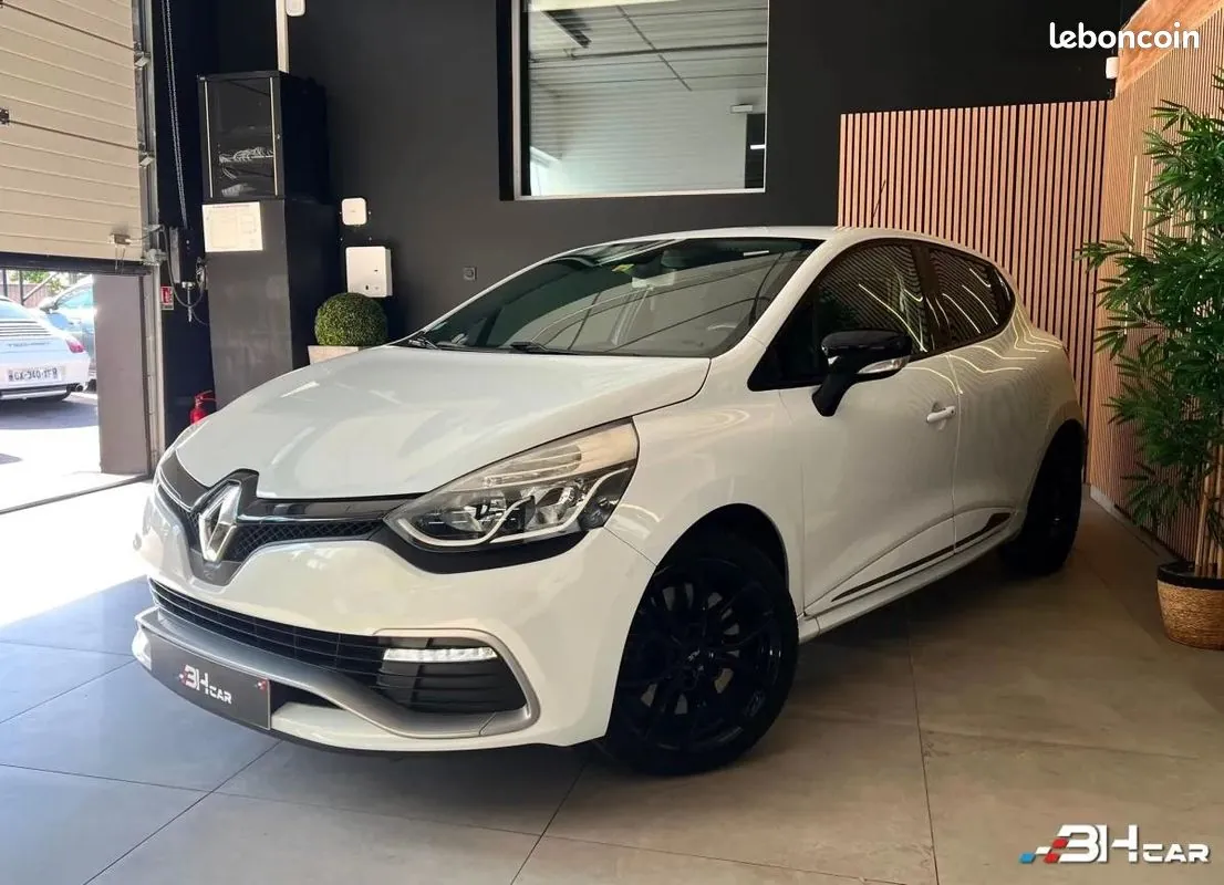 Renault Clio 2014 photo 3